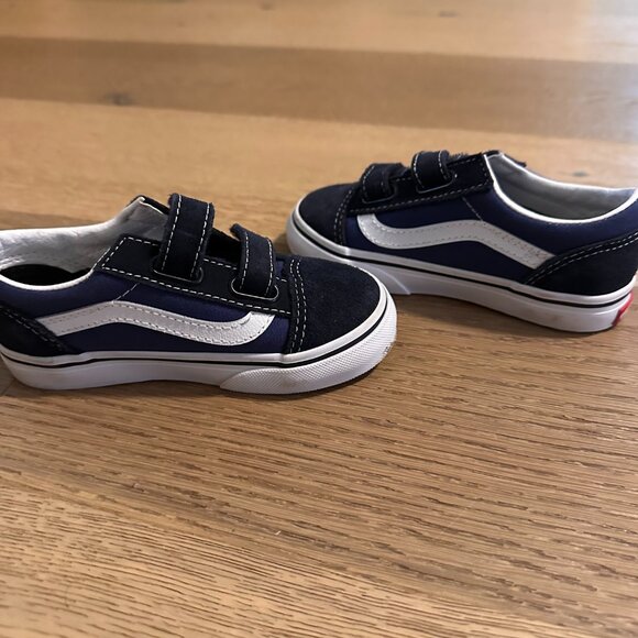 Vans Old Skool V Core Navy in T9 - Picture 7 of 8